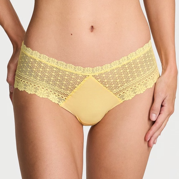 Victoria's Secret The Lacie Daisy Lace Cheeky Panty Yellow Tulip XS NEW - Picture 2 of 6